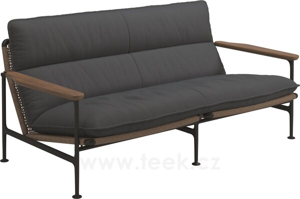 Gloster Pohovka 2-místná Zenith, Gloster, 170x88x83 cm, rám hliník barva meteor, výplet umělý ratan Wheat, područky teak, celopotah venkovní látka kat. B barva dle vzorníku