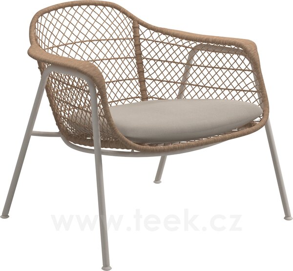 Gloster Nízké křeslo Fresco, Gloster, 86x76x75 cm, rám hliník barva white, výplet umělý ratan barva wheat, sedák venkovní látka kat. B, barva dle vzorníku