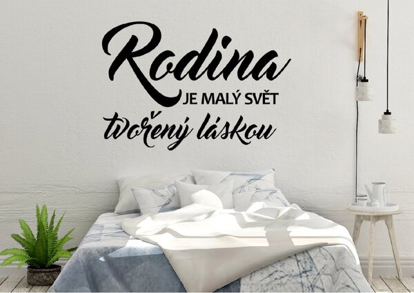 Samolepka na zeď - Rodina je malý svět 2 Barva: Černá, Rozměry samolepky ( šířka x výška ): 60 x 40,7 cm