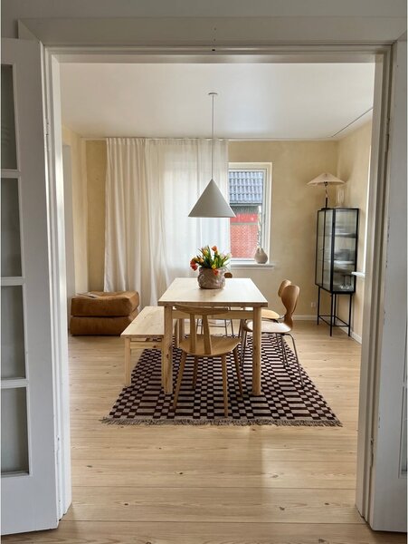 Jídelní stůl Pace – Karup Design