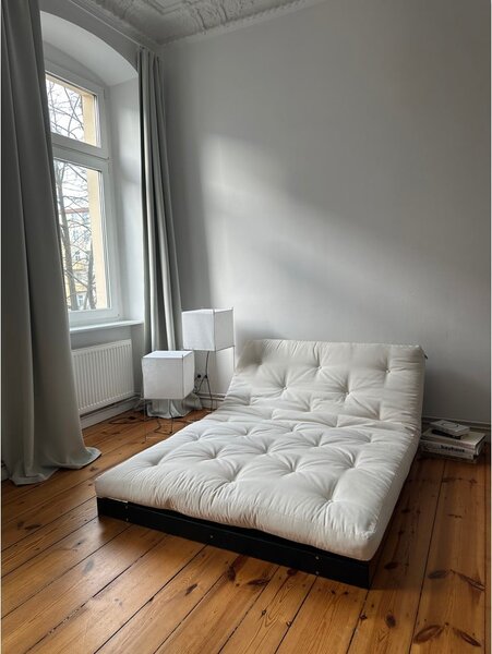 Rozkládací pohovka v hořčicové barvě 140 cm Roots Black Night – Karup Design