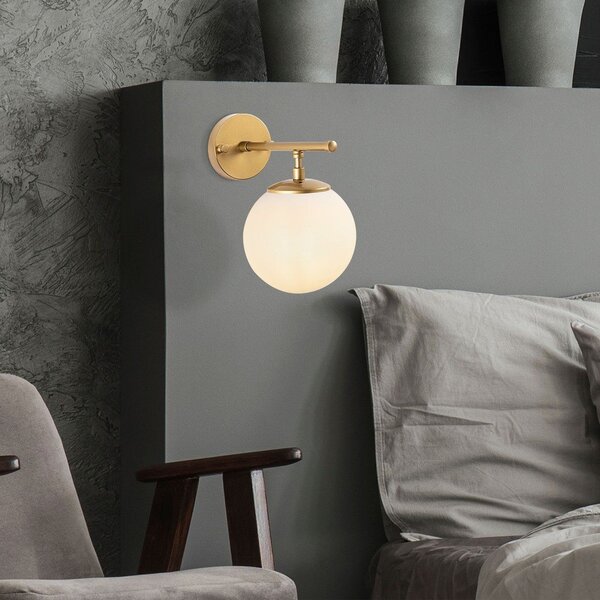 Bílé/v mosazné barvě nástěnné svítidlo Roe – Opviq lights