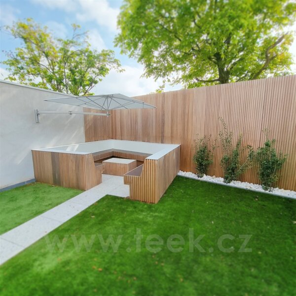Umbrosa Stěnový slunečník Paraflex Wall, Umbrosa, kulatý 270 cm, rám hliník, potah Solidum akryl 250 g/m2 barva dle vzorníku, vč. ramena NEO pro uchycení na stěnu, vč. ochranného obalu
