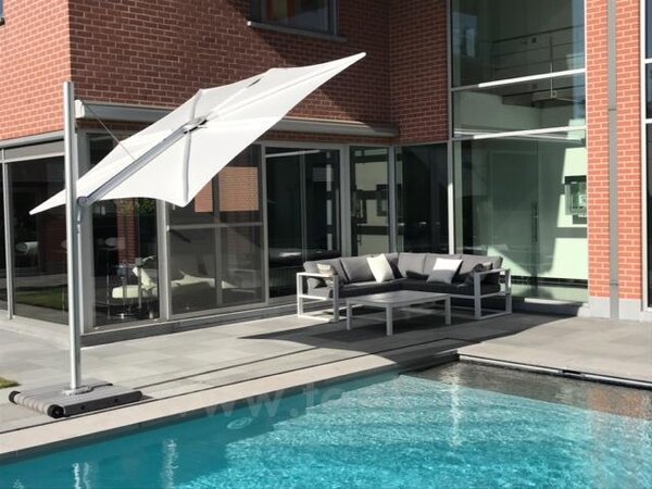 Umbrosa Boční slunečník Spectra, 90° kolmý, Umbrosa, čtvercový 250x250 cm, rám hliník, potah Solidum akryl 250 g/m2 barva dle vzorníku, bez stojanu
