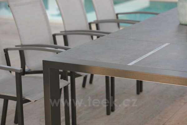 Stern Rozkládací jídelní stůl Select, Stern, obdélníkový 200-260x90x75 cm, rám lakovaný hliník barva dle vzorníku, deska HPL barva dle vzorníku