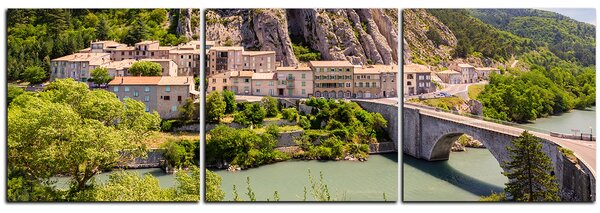 Obraz na plátně - Sisteron v Provence - panoráma 5235B (90x30 cm)