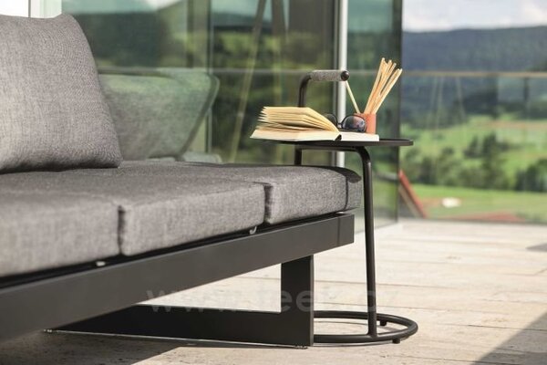 Stern Odkládací stolek Edi, Stern, kulatý 48x71 cm, lakovaný hliník černý (black matt), včetně textilenové podložky barva linen grey