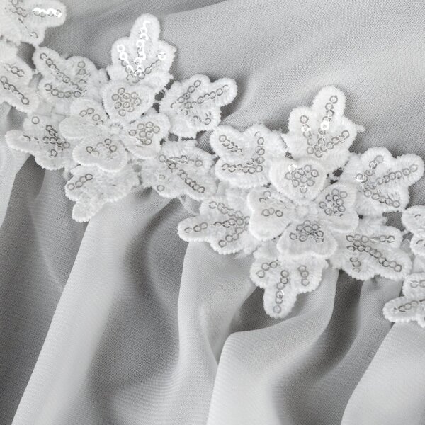 KRÁTKÁ VÁNOČNÍ ZÁCLONA NA PÁSCE FLAKE 150X40 CM BÍLÁ