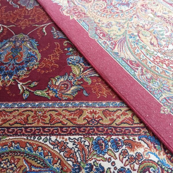 Koberec Exkluzivní Qum Silk 08 červený
