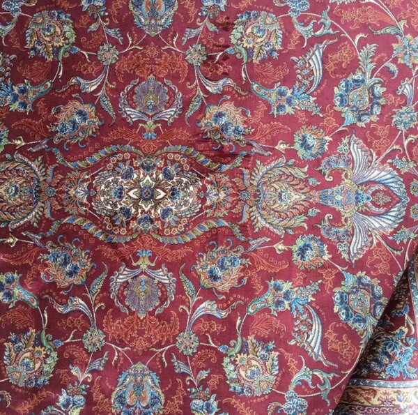 Koberec Exkluzivní Qum Silk 08 červený