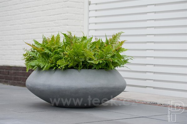 Pottery Pots Venkovní květináč kulatý Tara M, Black (barva černá), kolekce Natural, kompozit Fiberstone, průměr 60 cm x v 22,5 cm, objem cca 19 l