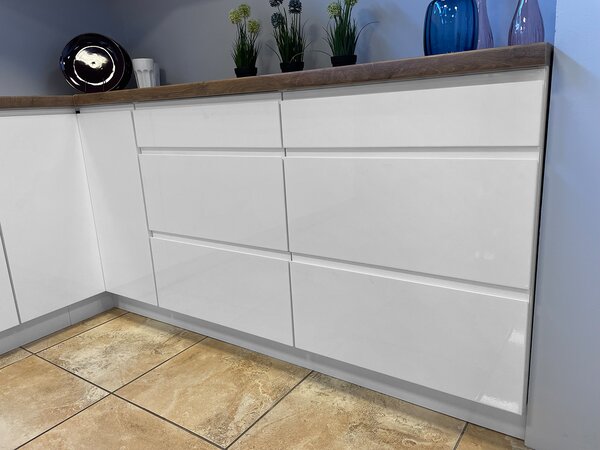 Kuchyňská linka ASPEN b | 340 cm | zásuvky METALBOX | SOKL v CENĚ | bílá lesk