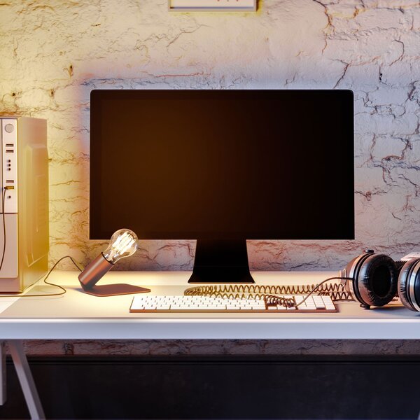 Creative cables Stolní lampa SI! 5V se žárovkou A60 a kovovým podstavcem Barva: Matná měď