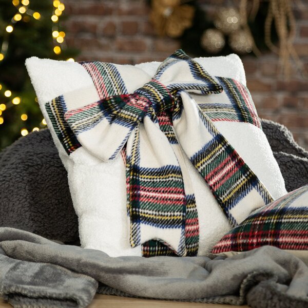 CHLUPATÝ VÁNOČNÍ DEKORAČNÍ POVLAK NA POLŠTÁŘ SCARF 45X45 CM VZOROVANÝ