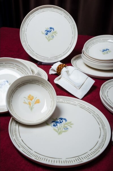 Jídelní sada 18 ks bílá/pestrobarevná/porcelán