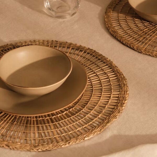 Set dvou přírodních prostírání Kave Home Palau 38 cm