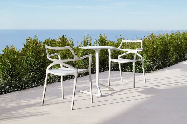 Vondom Jídelní křeslo Delta, Vondom, 59x50x80 cm, polyethylen, barva dle vzorníku, lze koupit pouze v násobcích 4ks