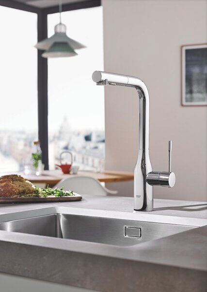 Grohe Essence kuchyňská baterie stojící StarLight Chrome 30270000