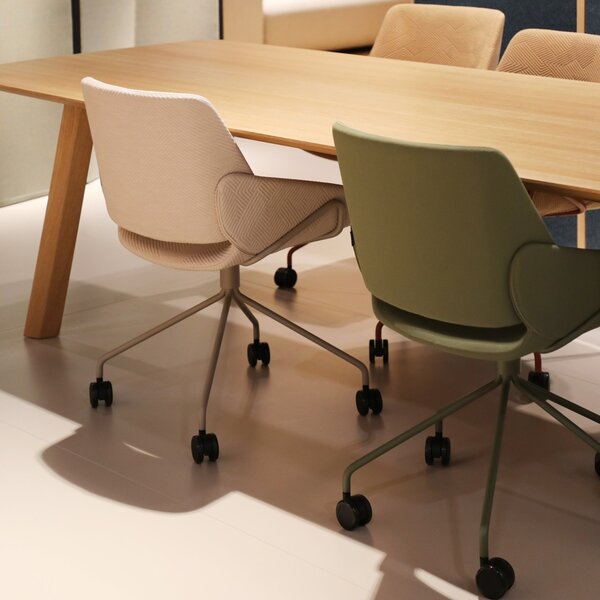 Designové kancelářské židle Monk Castors Armchair