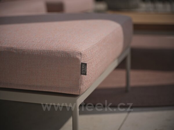 Stern Podnožka Coco, Stern, 82x82x39 cm, rám lakovaný hliník šedobéžový (greige), výplet textilen sesame, venkovní látka Ivory (100% akryl)