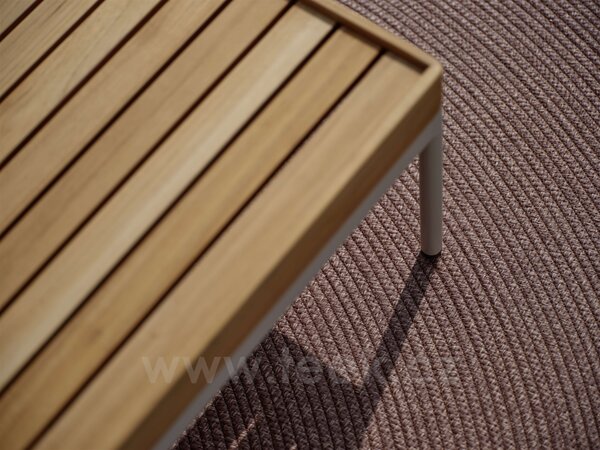 Stern Konferenční stolek větší Coco, Stern, čtvercový 80x80x40 cm, rám hliník Greige, deska teak