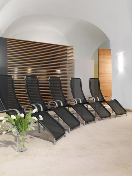 Karasek Sklopné wellness lehátko s područkami Florida Neo , Karasek, rám lakovaný hliník/ocel barva dle vzorníku, výplet Karatex dle vzorníku