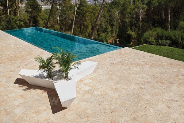 Vondom Lavice Faz, Vondom, 85x200x45 cm, matt polyethylen barva dle vzorníku, bez sedáku