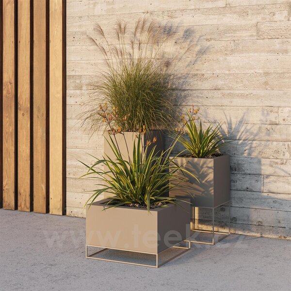 Vondom Květináč Vela Basic, Vondom, 60x60x40 cm, matt polyethylen barva dle vzorníku