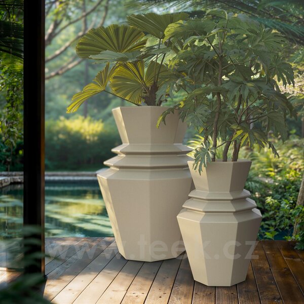 Vondom Venkovní květináč Origami Hinoki, Vondom, 76x76x120 cm, matný polyethylen, barva dle vzorníku