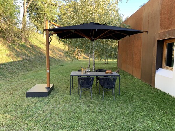 Scolaro Boční slunečník Astro Timber, Scolaro, čtvercový 300x300 cm, rám hliník dekor dřeva Iroko, potah akryl 350 g/m2, barva Natural