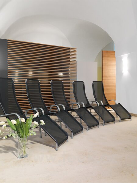 Karasek Sklopné wellness lehátko s područkami Florida PREMIUM Neo , Karasek, rám lakovaný hliník, barva dle vzorníku, výplet Karatex dle vzorníku, celohliníkové provedení