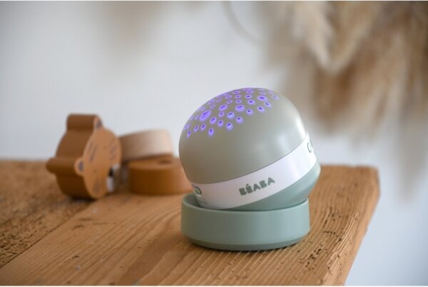 Beaba - Projektor s melodií PIXIE USB/5V 1300 mAh zelená