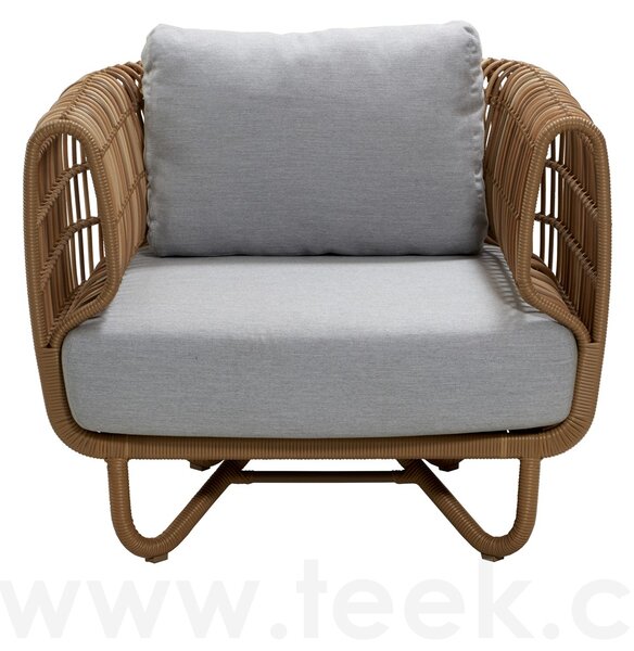 Cane-line Nízké křeslo Nest, Cane-line, rám hliník, výplet umělý ratan barva natural, sedáky venkovní látka Airtouch light gray