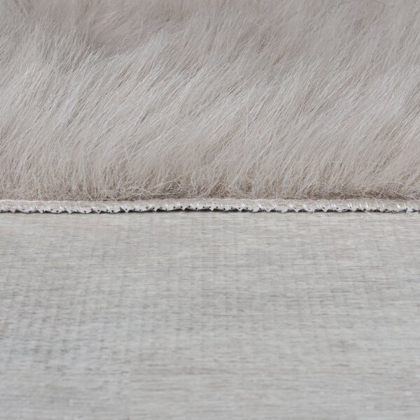 Flair Rugs, Kusový koberec Alpine Faux Fur Soft Grey, 80x150, šedá, ložnice