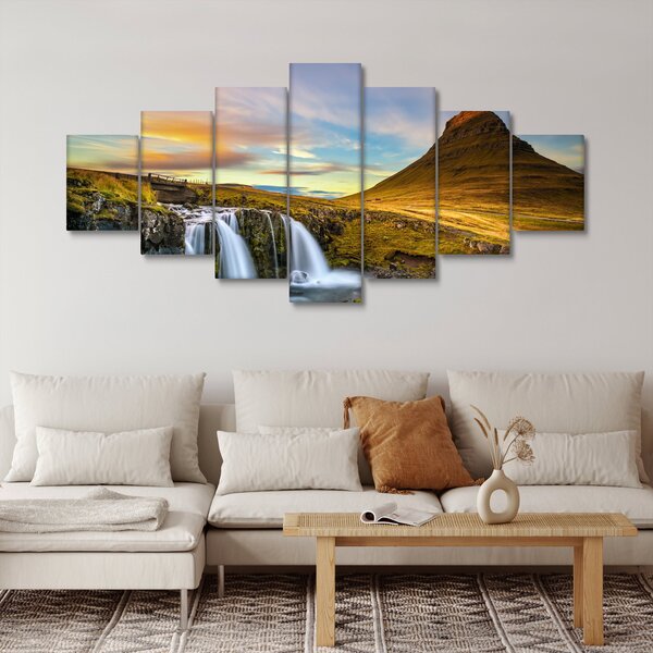 Obraz hory a vodopádů na Islandu (210x100 cm)