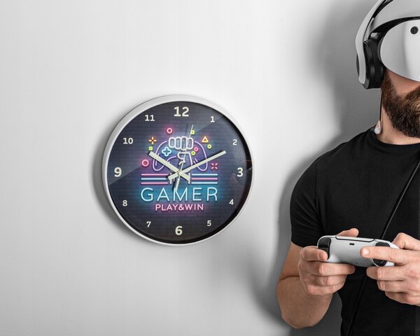 Nástěnné hodiny pro hráče GAMER PLAY & WIN Gadget Master