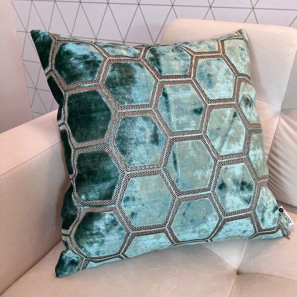 BOHOLOGY Mintově zelený sametový povlak na polštář Hexagon 43 x 43 cm