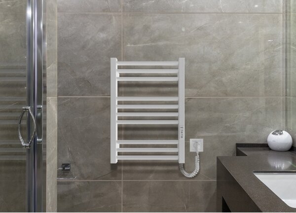 Koupelnový žebříkový radiátor HF DERBY 100W/230V 57x43 cm bílá pravá