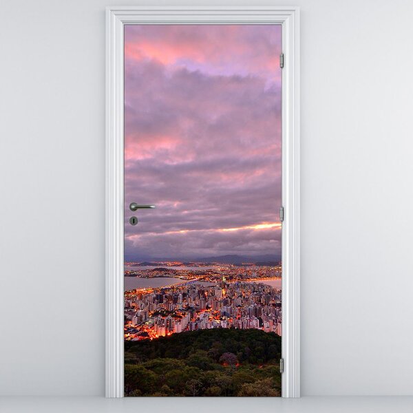 Fototapeta na dveře - Soumrak nad městem (95x205cm)