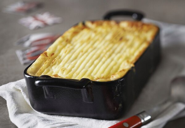 BELLE CUISINE NOIR Pekáč 700 ml černý REVOL