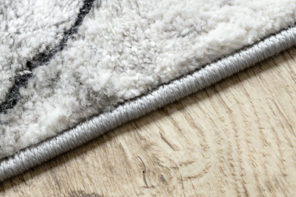 Běhoun COZY 8873 Cracks beton - Strukturální, tmavě šedý