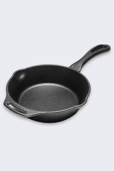 Tradiční litinová pánev Petromax 20 cm