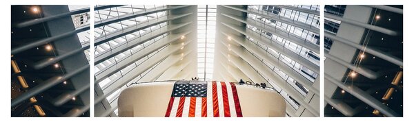 Obraz stavby s vlajkou USA (170x50 cm)