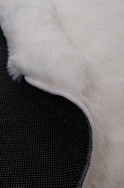 Kulatý koberec RABBIT BUBBLE 160 cm krémová