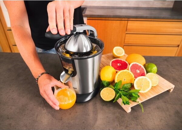 Concept CE3520 - Pákový lis na citrusy 0,75 l 160W/230V nerez