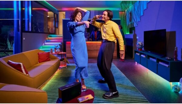 Philips - LED RGB Stmívatelný pásek SMART STRIP 5m LED/7W/230V 2200-6500K Wi-Fi