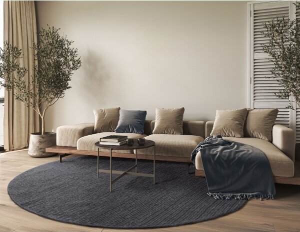 Přírodní kulatý koberec FIR WOOL 160 cm 2600 g/m2 antracit