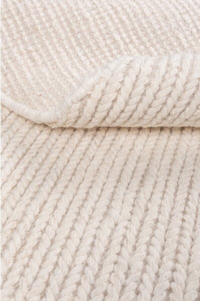 Přírodní kulatý koberec FIR WOOL 160 cm 2600 g/m2 krémová