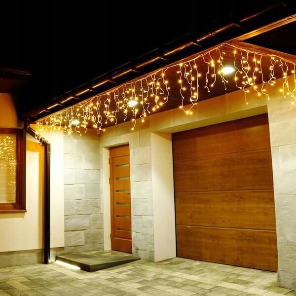 Světelný závěs rampouchy teplá bílá 201 - 300 LED
