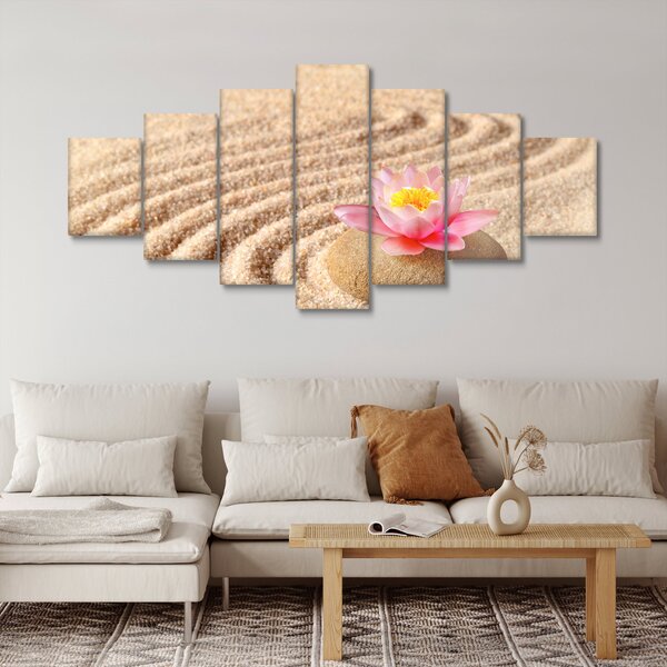 Obraz kamene s květinou na písku (210x100 cm)